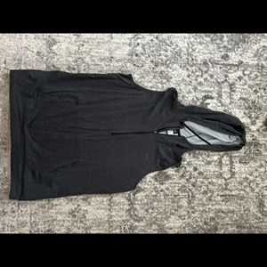 Sleeveless Nike zip